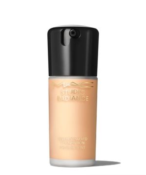 Тональная основа-сыворотка Studio Radiance Serum Powered Foundation - NC17