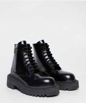 Logo printed leather boots