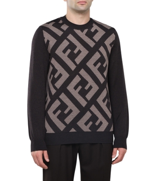 Round neck jumper with long sleeves