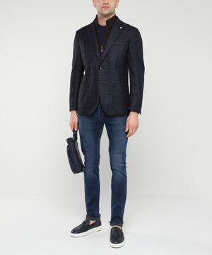 Long sleeve straight fit blazer