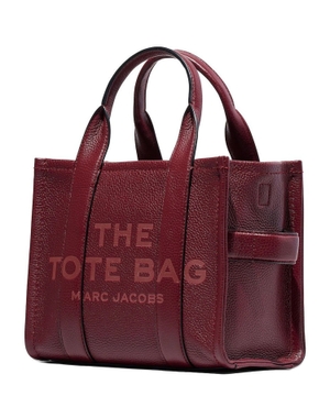 Logo detailing bag