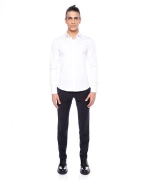 Long sleeve shirt with classic collar