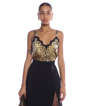 Leopard printli top