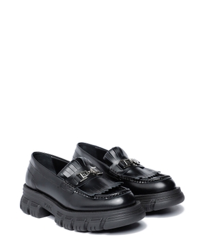 Leather loafers with logo detail