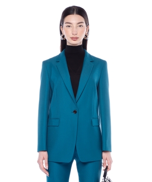 Long sleeve blazer with button fastening