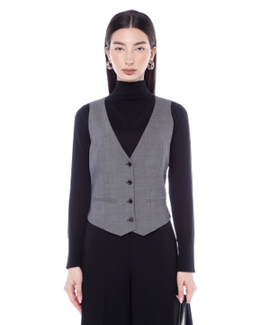 Sleeveless Jegaro vest with button fastening