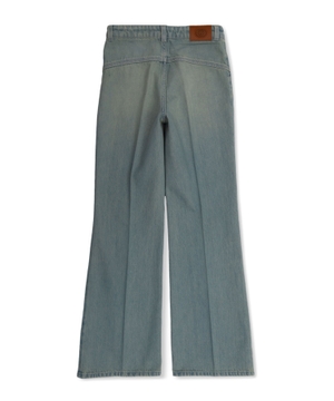 High-waist jeans