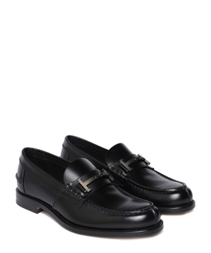 Leather loafers with logo detail