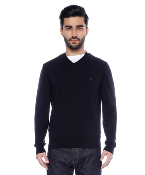 V-neck long sleeve jumper