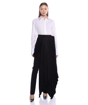 Pleated skirt