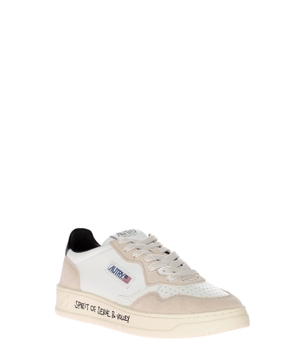 Medalist Low leather sneakers