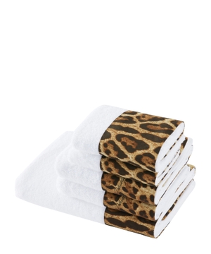 Set of leopard print towels