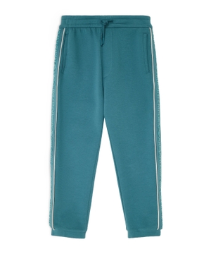 Jogging pants with elastic waist