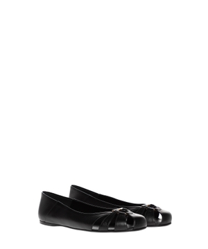 Leather ballet flat