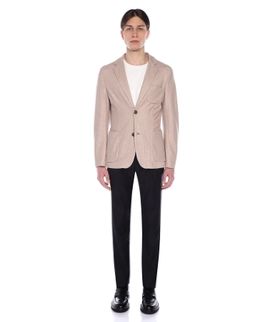 Long sleeve blazer with button fastening