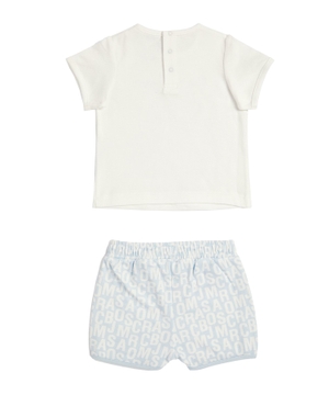 T-shirt and shorts set