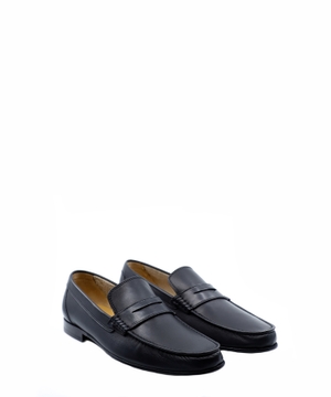 Leather loafers with logo lettering