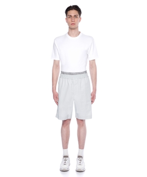 Shorts with elastic waist