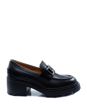 Leather loafers with metal buckle