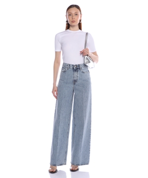 High-waist wide-leg jeans