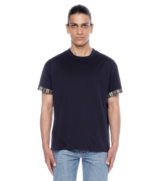 Round neck T-shirt with short sleeves