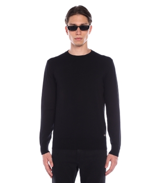 Round neck jumper with long sleeves