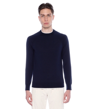 Round neck jumper with long sleeves