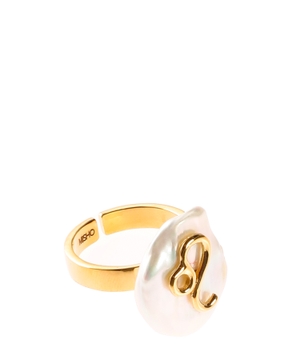 Aries ring with pearl