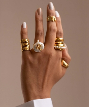 Aquarius ring