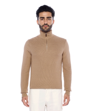 Jumper with a zip collar