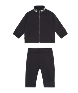 Sweatshirt and jogging pants set