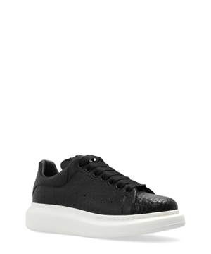 Oversized trainers