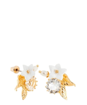 Earrings with flower detail