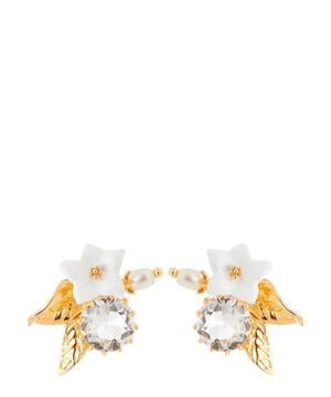 Earrings with flower detail