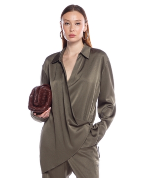 Relaxed Wrap shirt