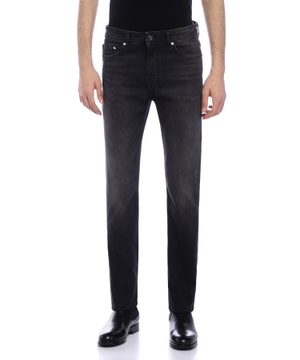 Straight-fit jeans