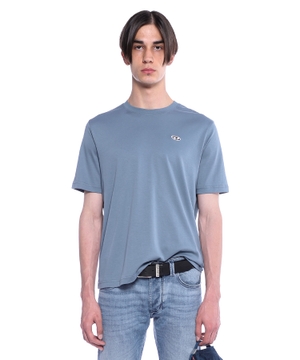 Oval D aplikasiyalı T-shirt