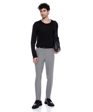 Slim-fit sweater in merino wool with crew neckline