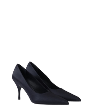 Satin pumps