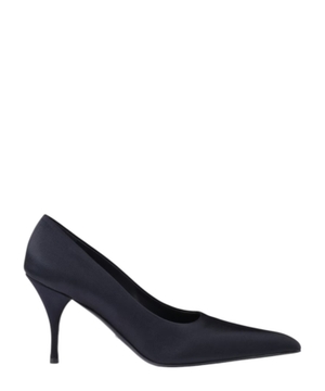 Satin pumps