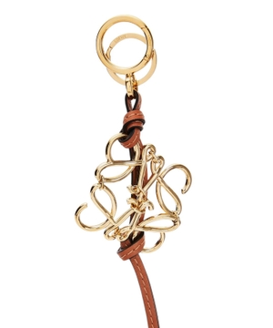 Anagram charm brelok