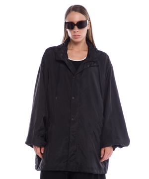 Windbreaker with logo and hood detail