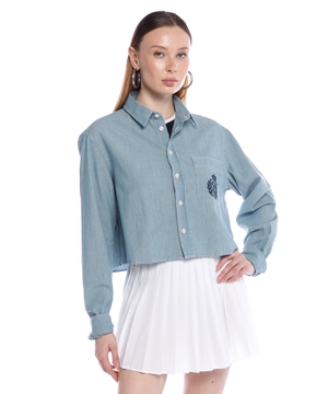 H&W Crest cropped shirt