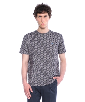 Naxışlı T-shirt
