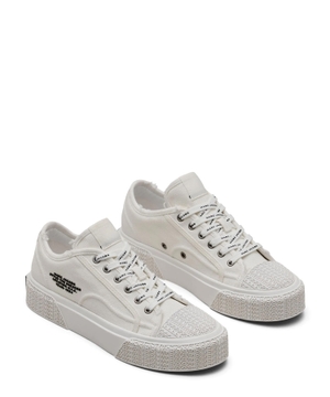 The Sneaker idman ayaqqabısı