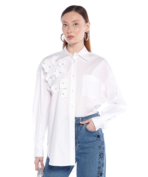 Рубашка с цветочными деталями