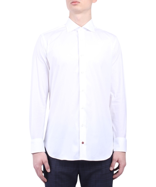 Klassik biçimli köynək