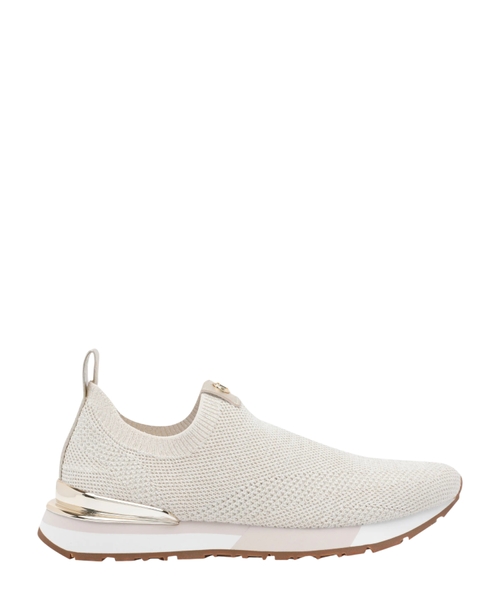Nova slip on sneakers