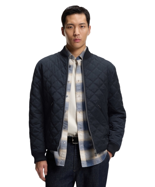 Reversible water-repellent jacket with quilting