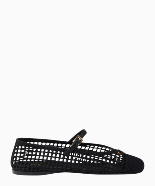 Crochet ballerinas